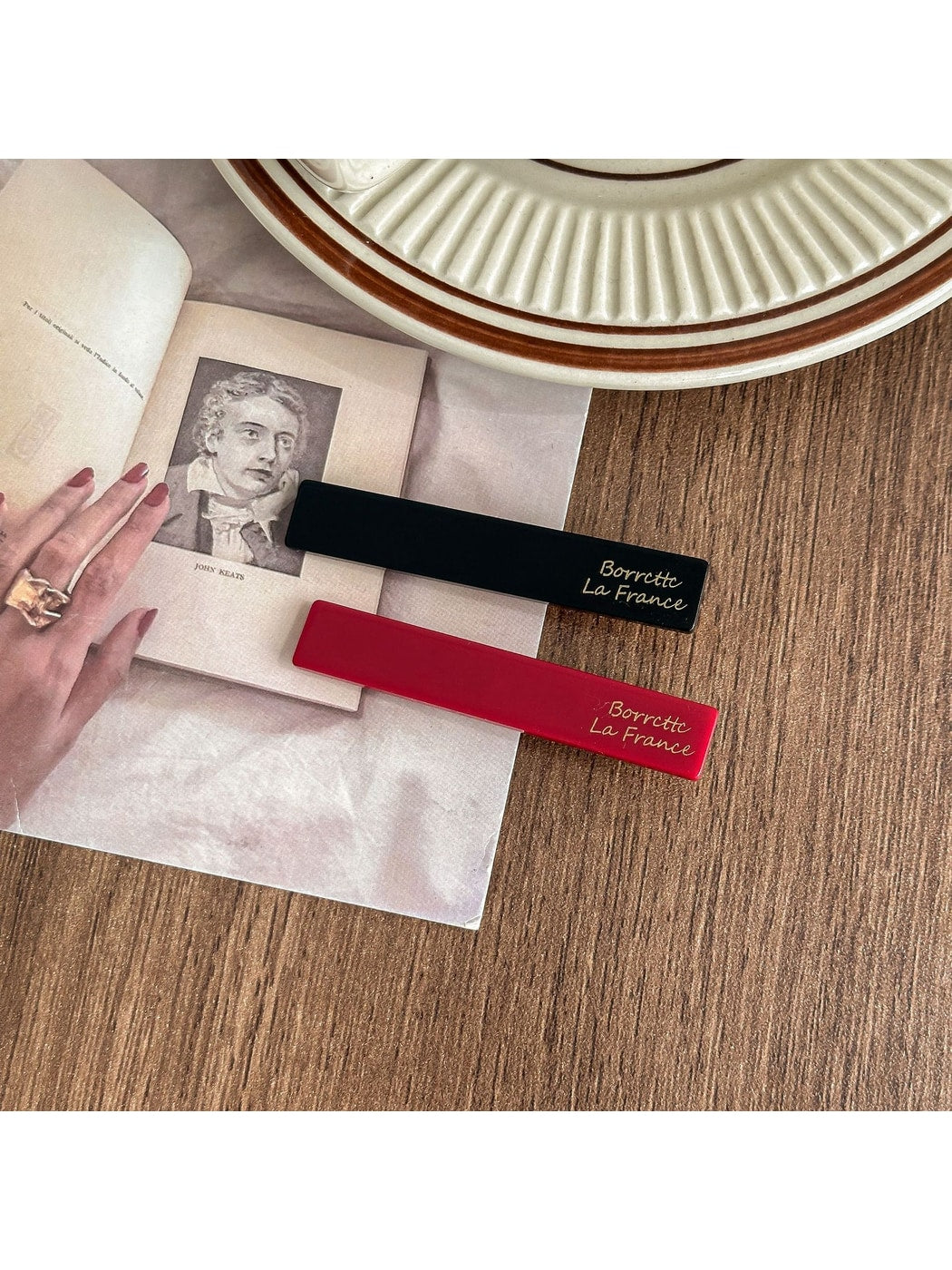 Beau - Simple Short Bar PVC Side Hair Clip Set