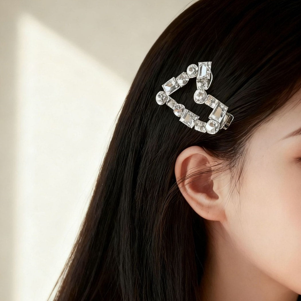 Beau - Sparkly Heart and Bow Hair Clip