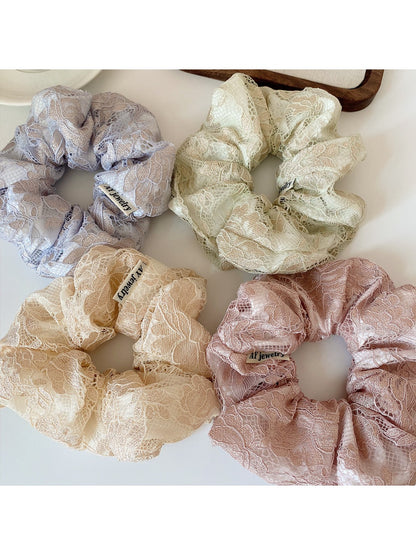 Gifty - Spring Hollow Embroidery Scrunchie Hair Tie