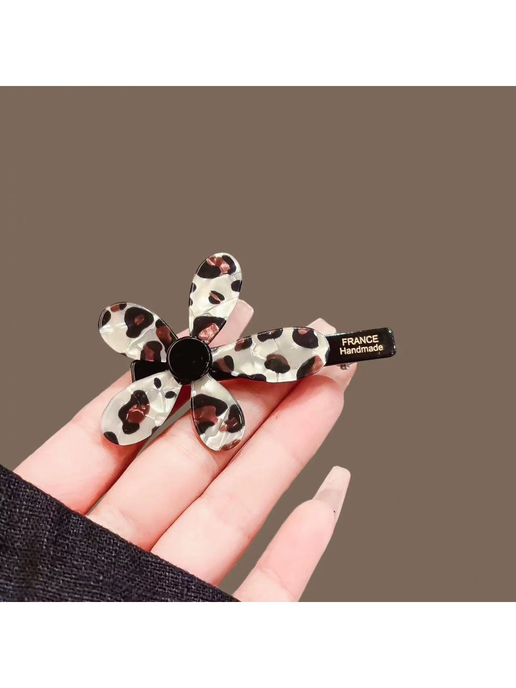 Beau - Leopard Printed Floral Hair Clip