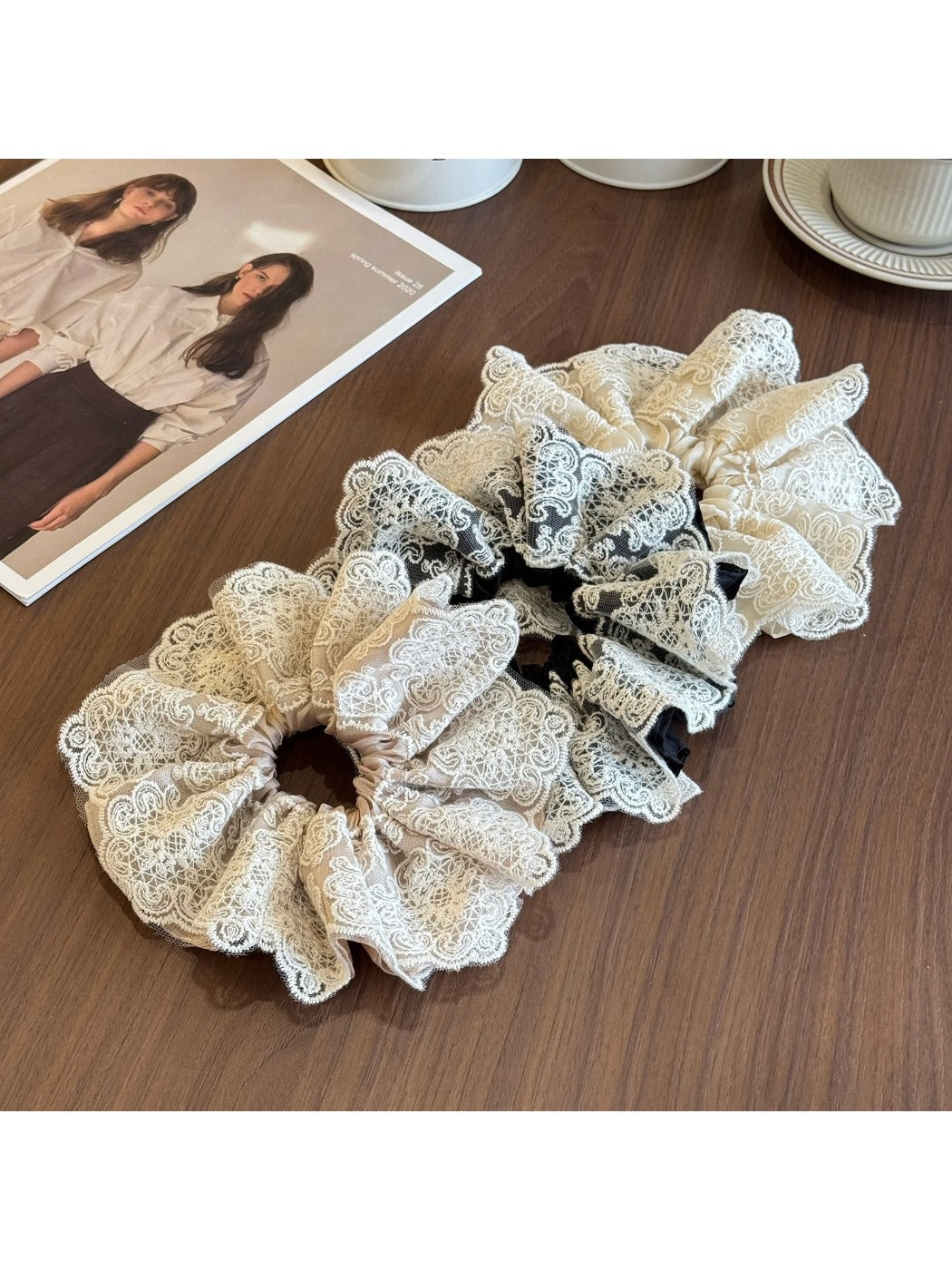 Gifty - Four Layer Lace Mesh Light Luxury Hair Circle