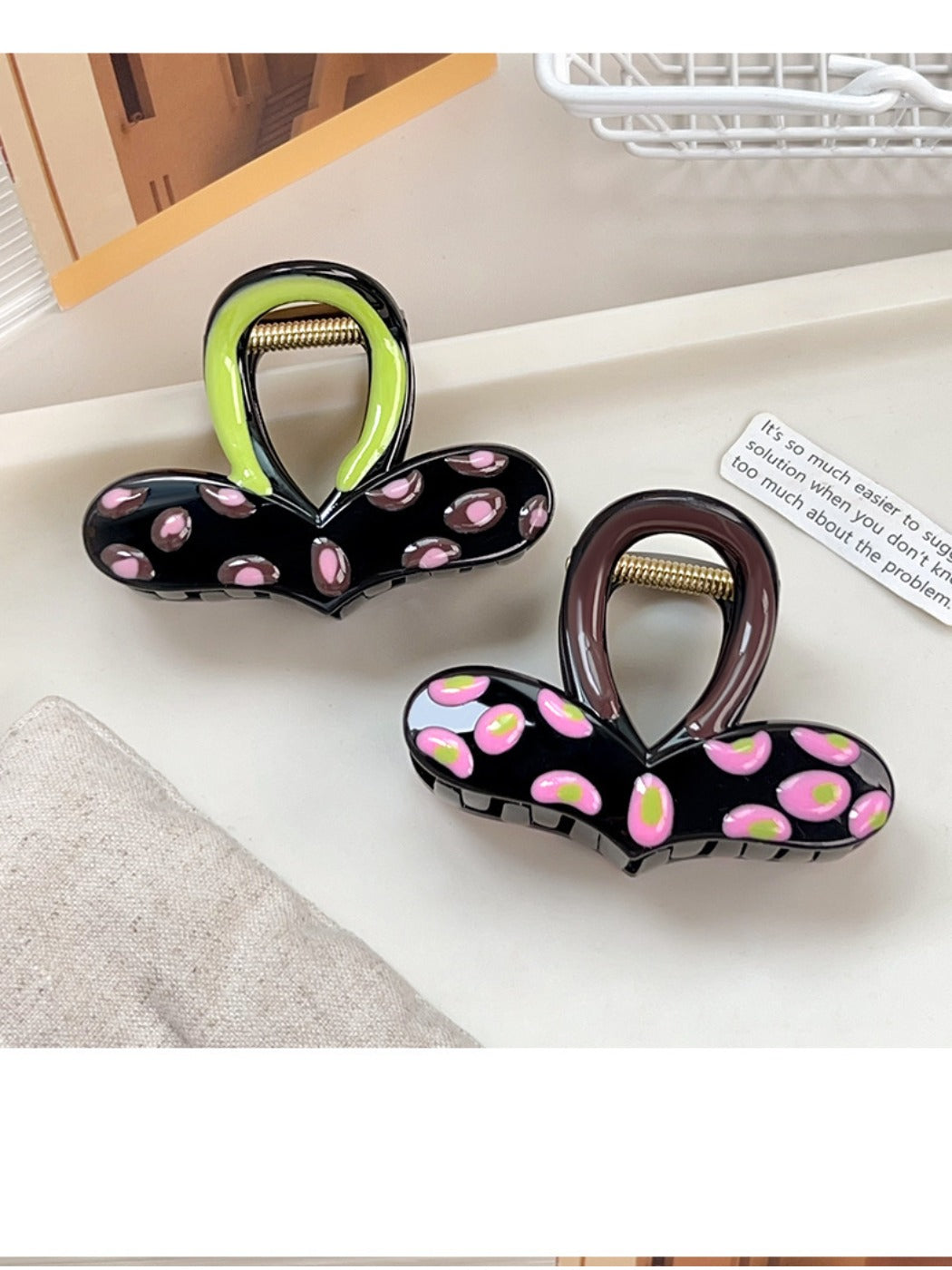 Beau - Heart Dot Hair Clip