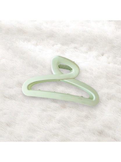 Beau - Matte Hollow Geometric Plastic Hair Claw Clip