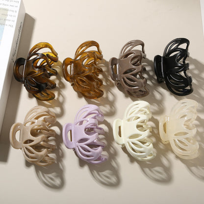 Beau - Glossy Openwork Leopard Pattern Claw Clip