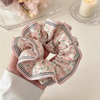 Gifty - Polyester Fiber Flower Print Hair Scrunchie