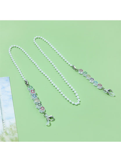 Velra - Minimalist Beaded Smiley Face Eyeglass Strap