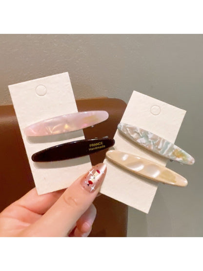 Beau - Acetate Oval Duckbill Side Hair Clip