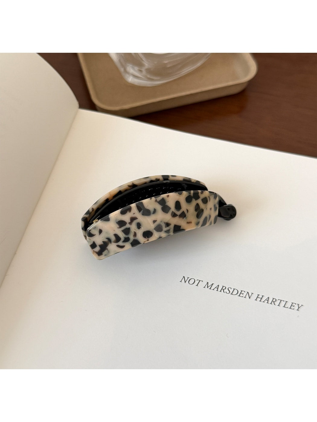 Beau - Glossy Marbled Acetate Banana Clip