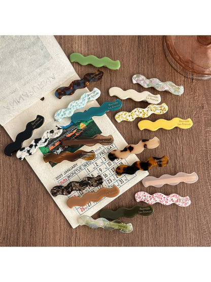 Beau - Vintage Wave-Shaped Hair Clip