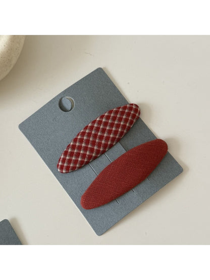 Beau - Plaid Oval Shaped Hair Clip