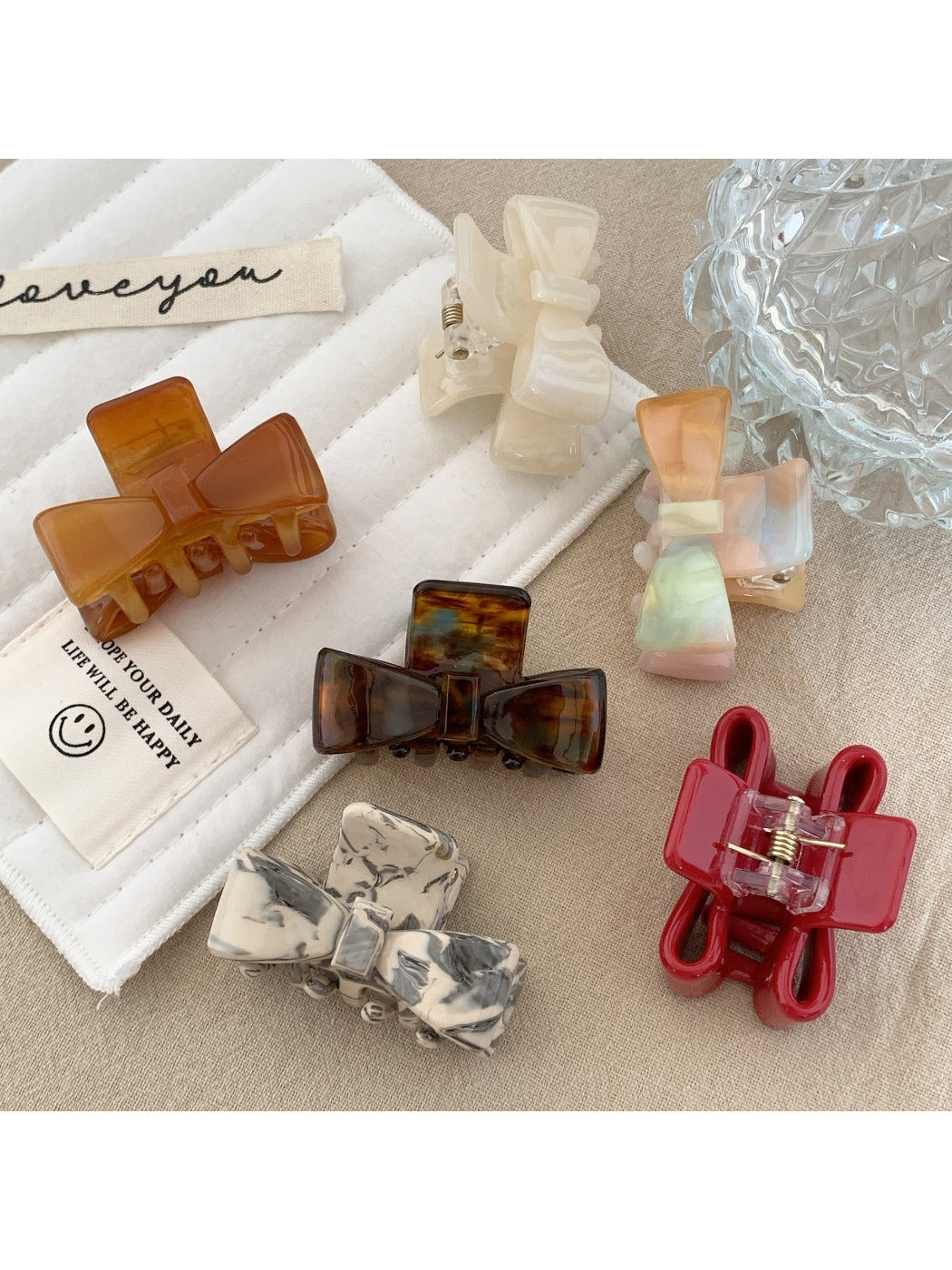 Beau - Minimalist Small Bow Hair Clip