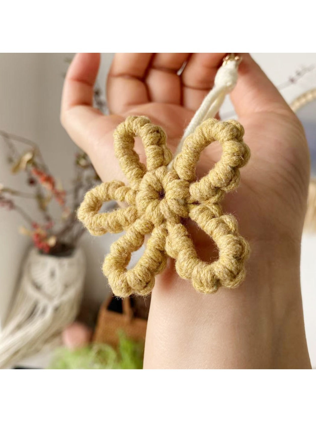 Keypus - Flower Keychain Minimalist Cute Floral Accessory