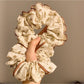 Gifty - Lace-Trimmed Floral Pattern Scrunchie