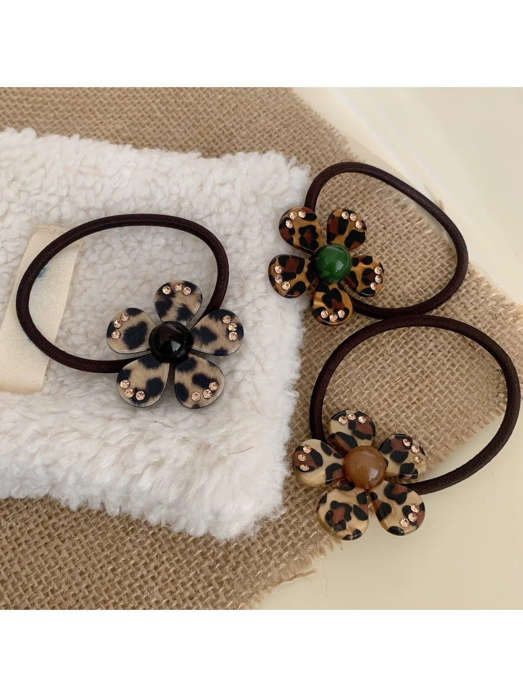 Gifty - Leopard Floral Hair Tie