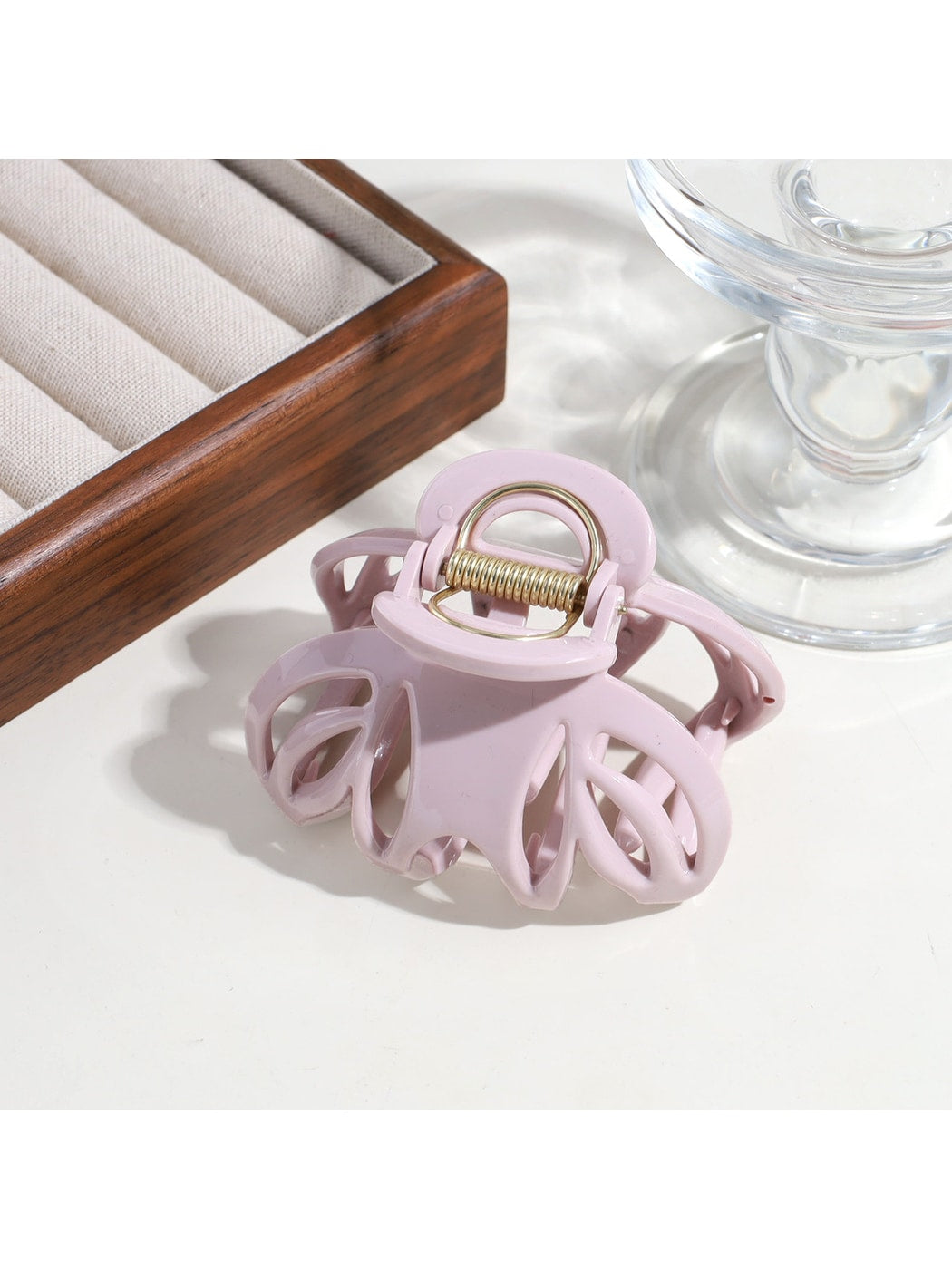 Beau - Hollow Pumpkin Shape Plastic Alloy Claw Clip