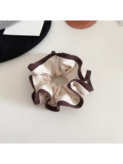 Gifty - Elegant Two-Tone Color-Block Scrunchie