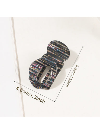 Beau - Vintage Criss Cross Hair Claw Clip