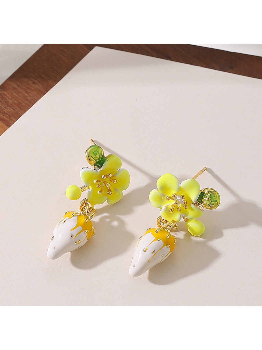 Earedge - Glossy Strawberry Floral Alloy Stud Earrings