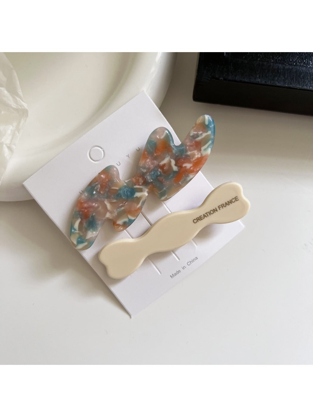 Beau - Minimalist Wavy-Shaped Hair Clip