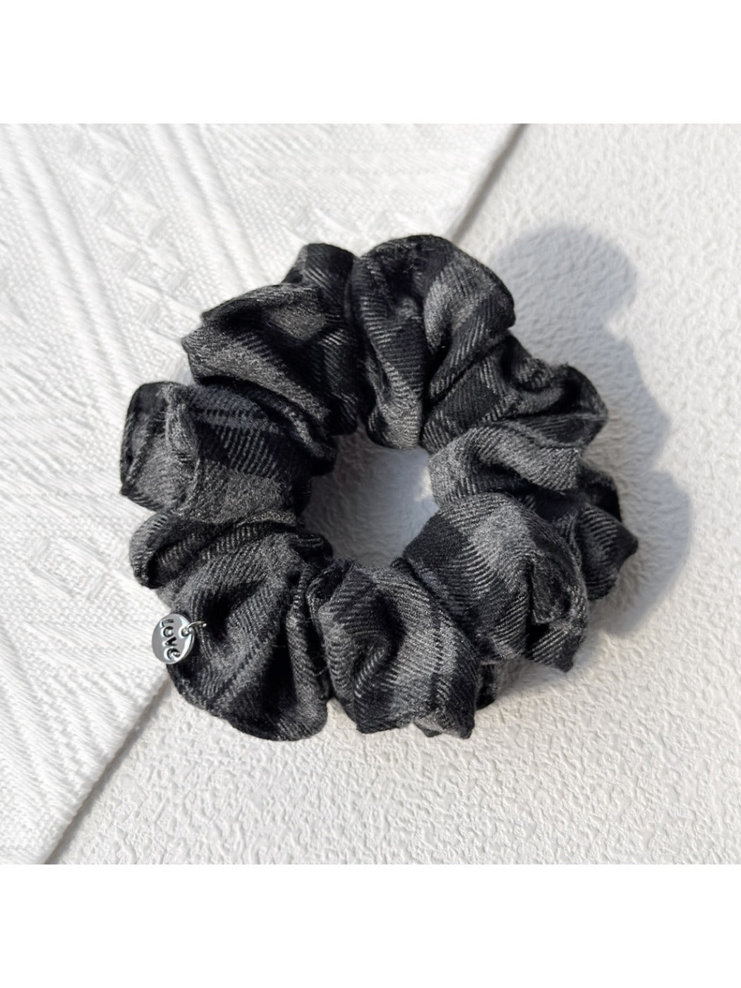 Gifty - College Style Patterned Scrunchie