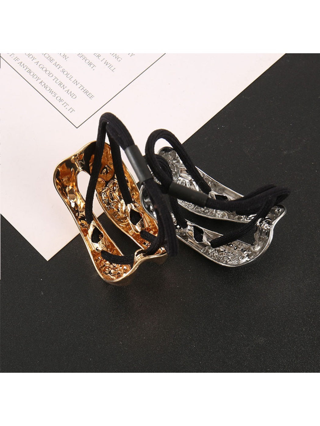 Gifty - Hammered Delicate Hair Tie