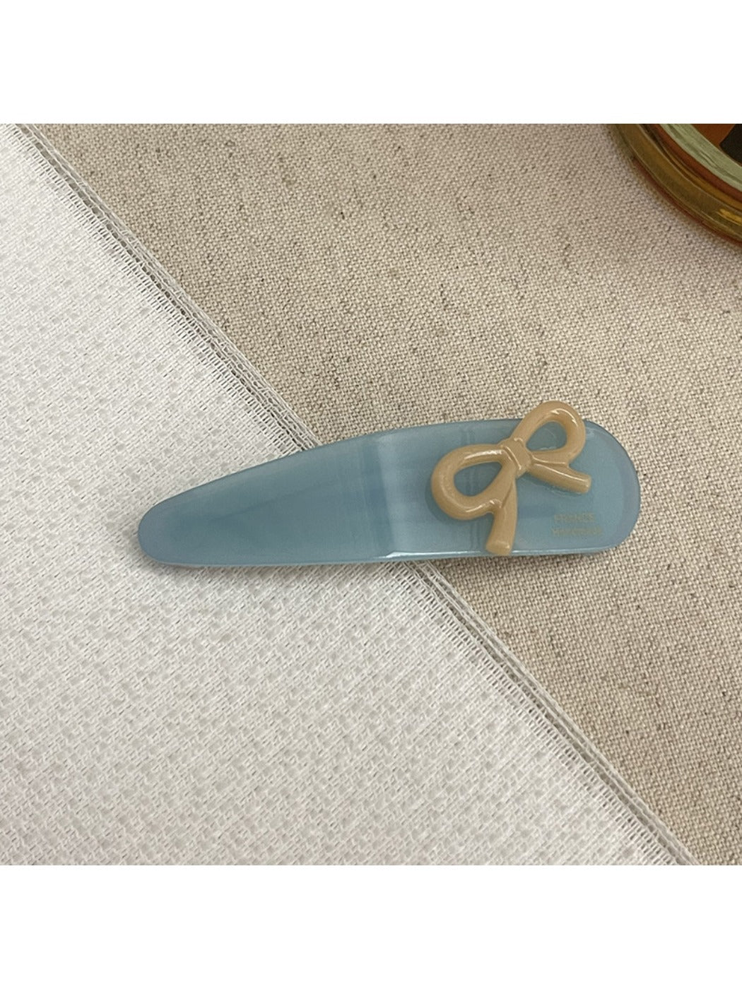 Beau - Bow Embellished Oval Hair Clip
