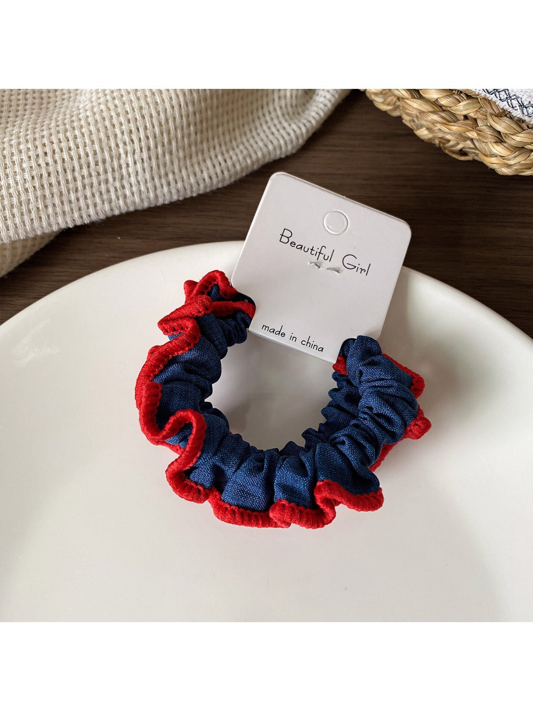 Gifty - 2 Pack Lace Trim Scrunchie