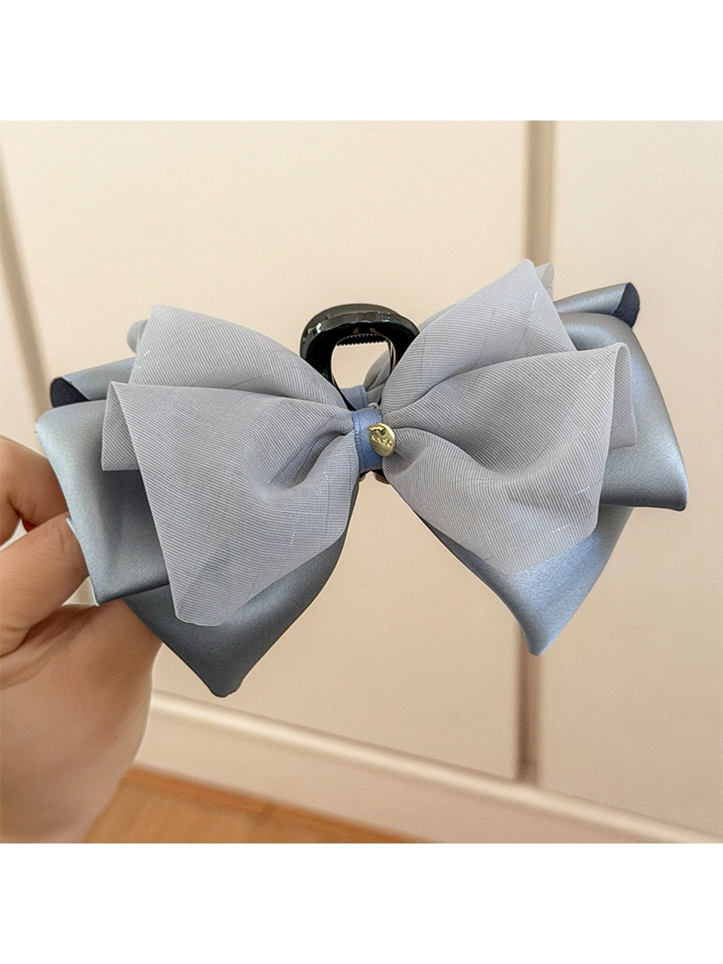 Beau - Dimensional Multi Layer Bow Hair Claw Clip