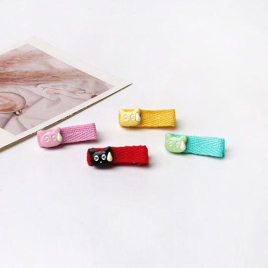 Beau - Cartoon Cat Motif Fabric Trim Hair Clip