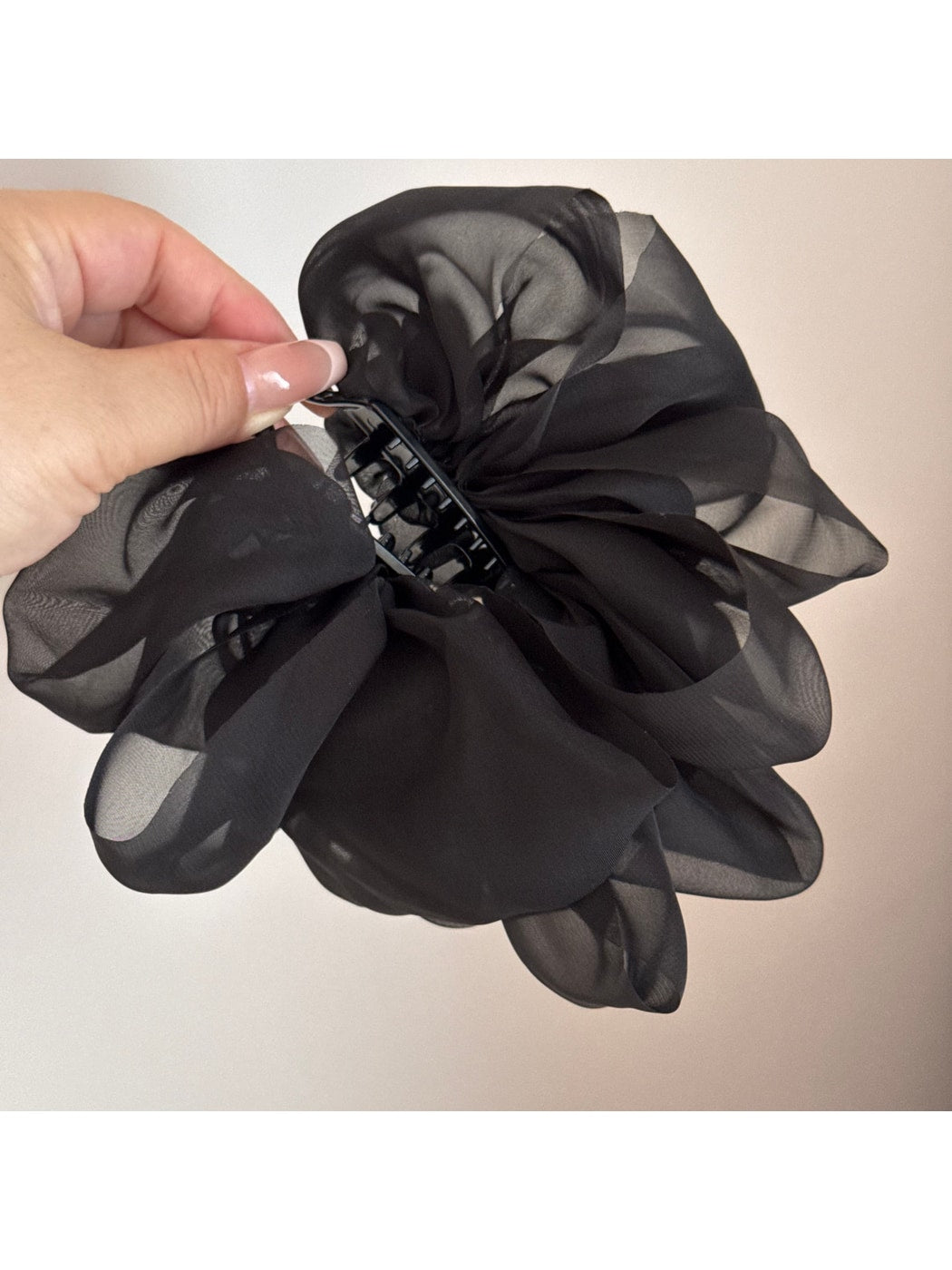 Beau - Polka Dot Ruffle Banana Clip Hair Accessory