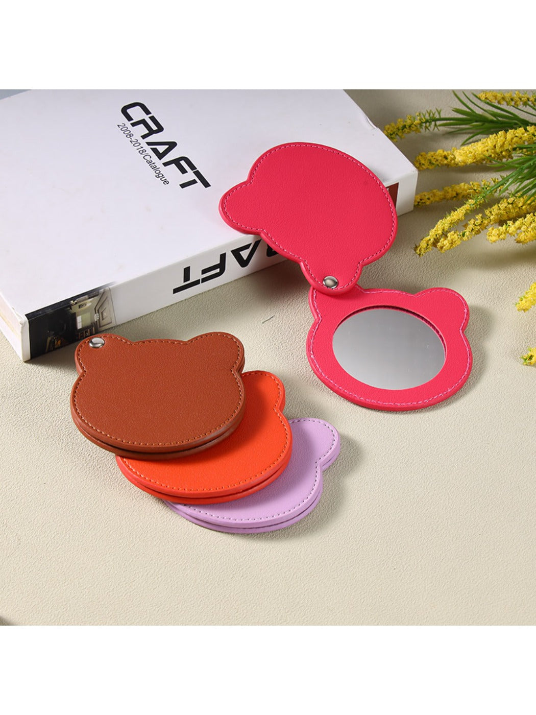 Mirroray - Portable Folding Bear Cosmetic Mirror Cute