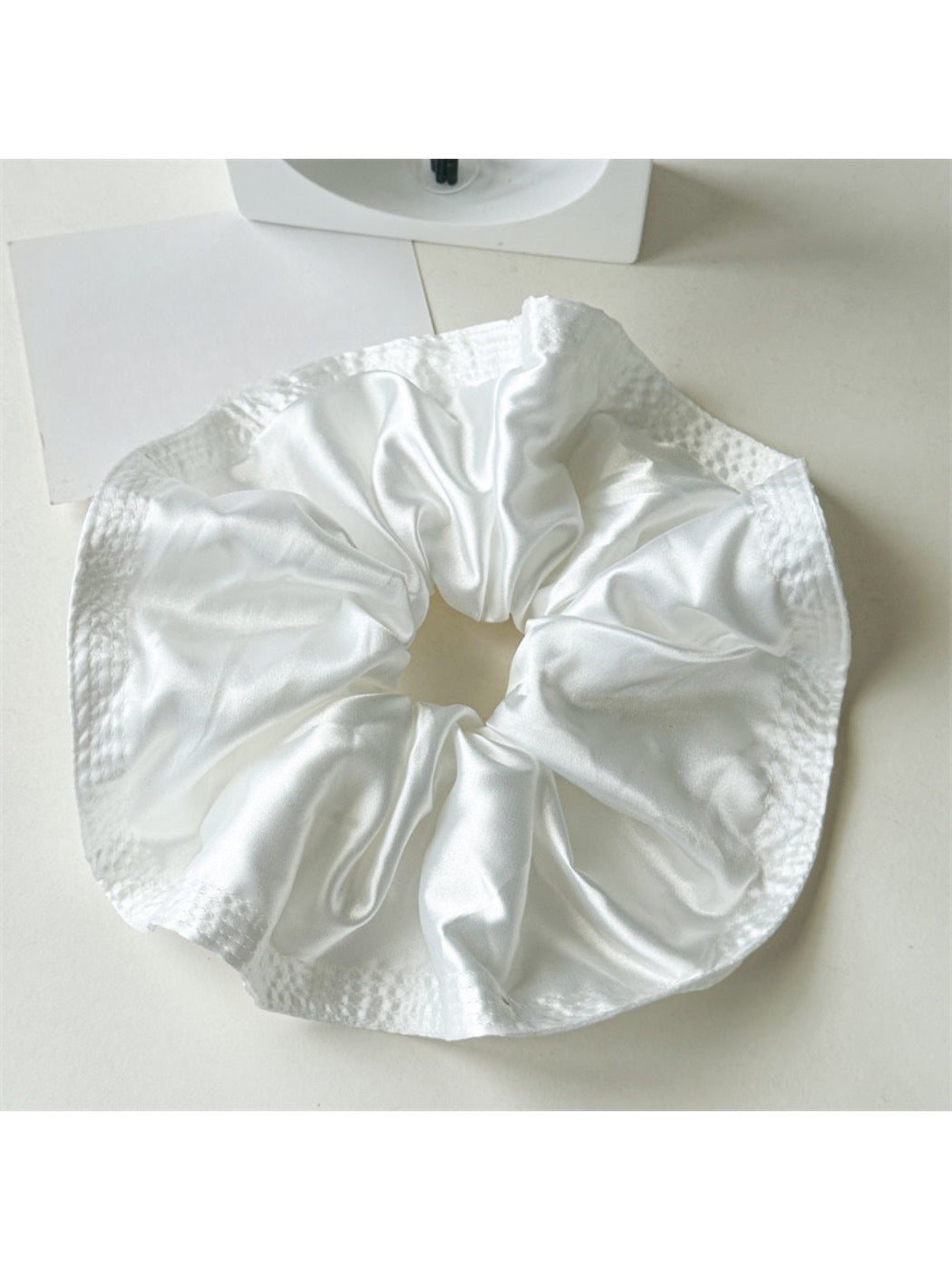 Gifty - Voluminous Satin Ruffled Scrunchies