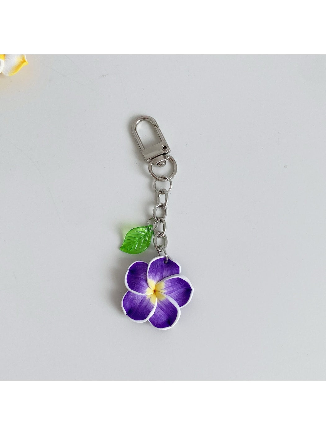Keypus - Alloy Plastic Flower Pendant Bag Charm Keychain