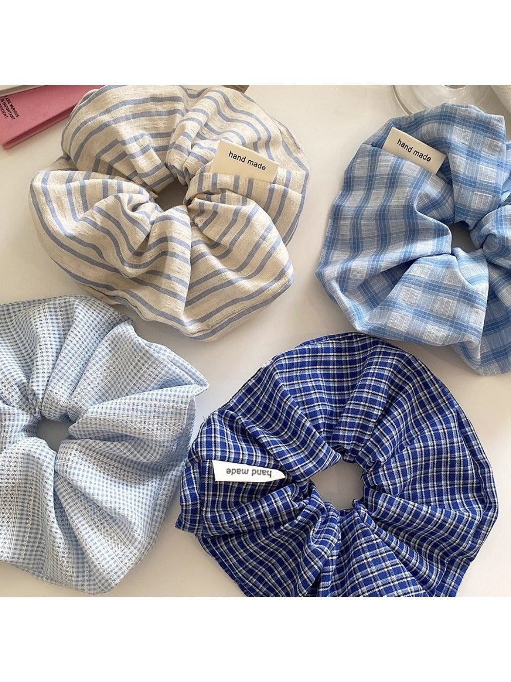Gifty - Retro Blue Checkered Hair Loop