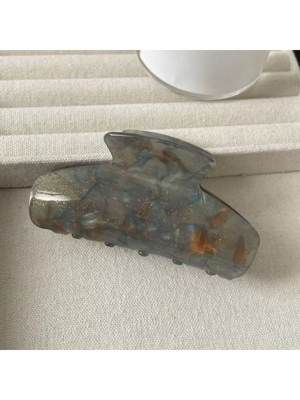 Beau - Vintage Beautiful Acetate Hair Clip