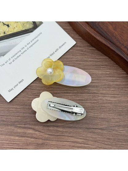 Beau - Minimalist Floral Small Hair Clip