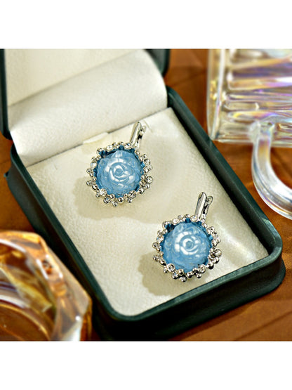 Earedge - Elegant Rose Shaped Earrings