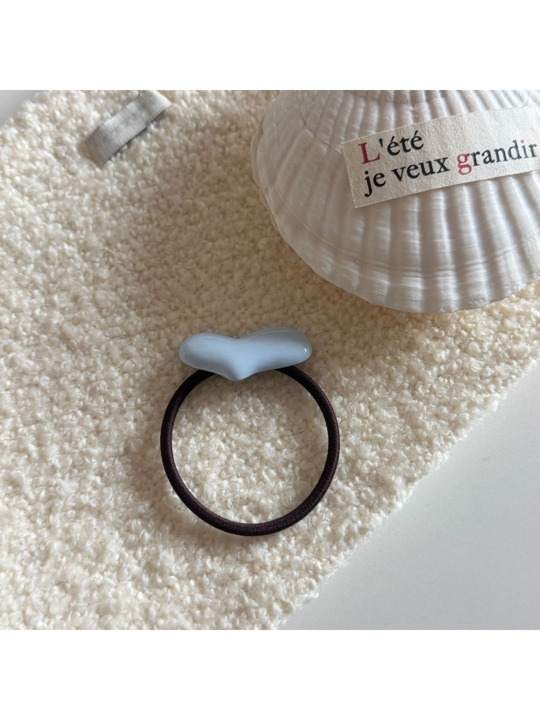 Gifty - Minimalist Solid Color Heart Hair Tie