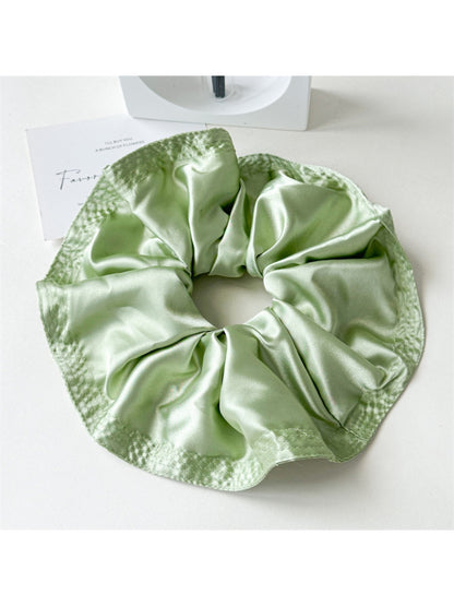 Gifty - Voluminous Satin Ruffled Scrunchies