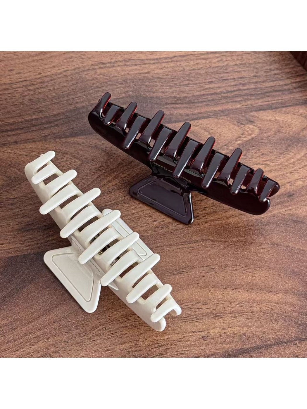 Beau - Retro Fashion Acetate Hair Clip
