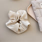 Gifty - Fashionable Large Bow Hair Ties