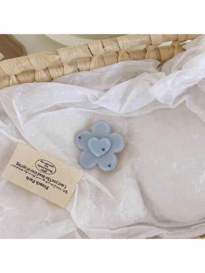 Beau - Sweet Flower Heart Design Duckbill Hair Clip