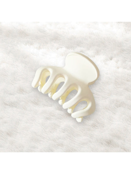 Beau - Matte Plastic Pumpkin Design Claw Clip