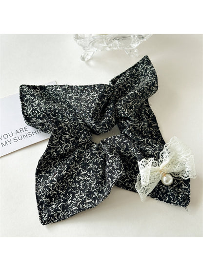 Gifty - Floral Print Scarf Scrunchie