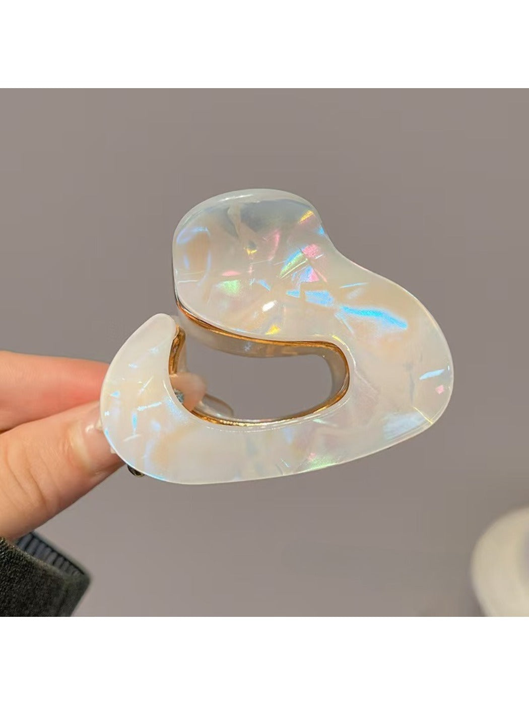 Beau - Beautiful Fashionable Acetate Hair Clip