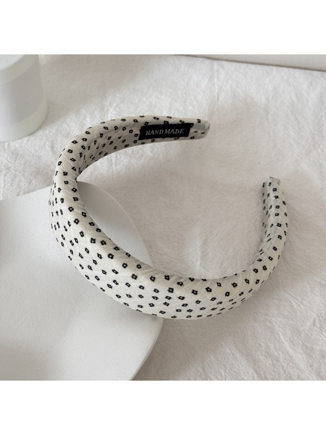 Gifty - Ruffled Polka Dot Fabric Scrunchie Hair Tie