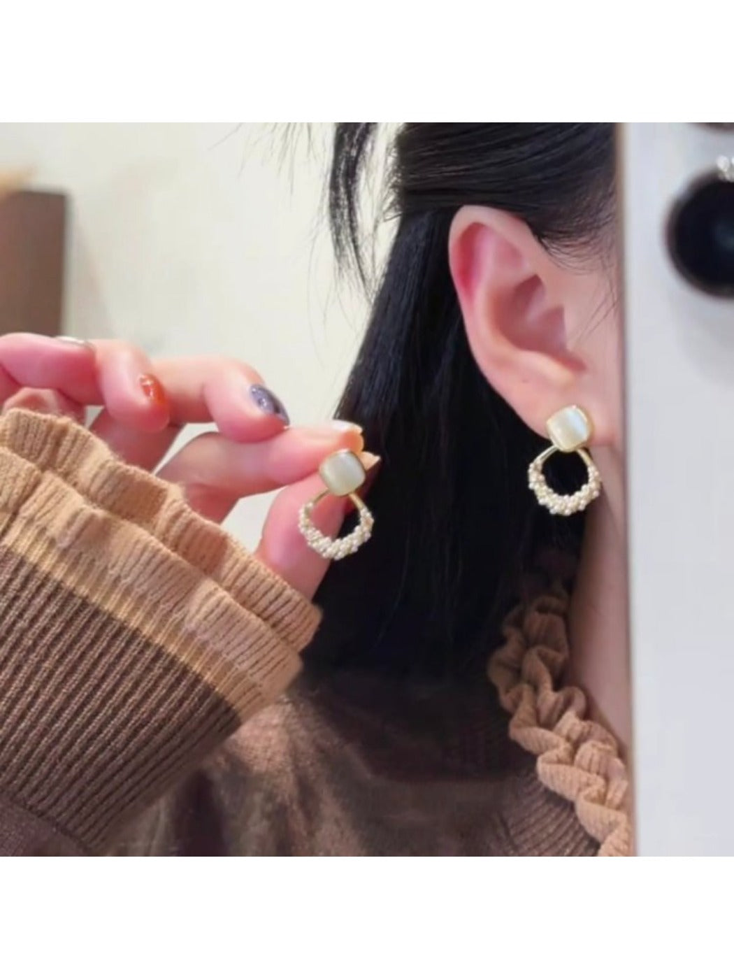 Earedge - Geometric Chic Stud Earrings