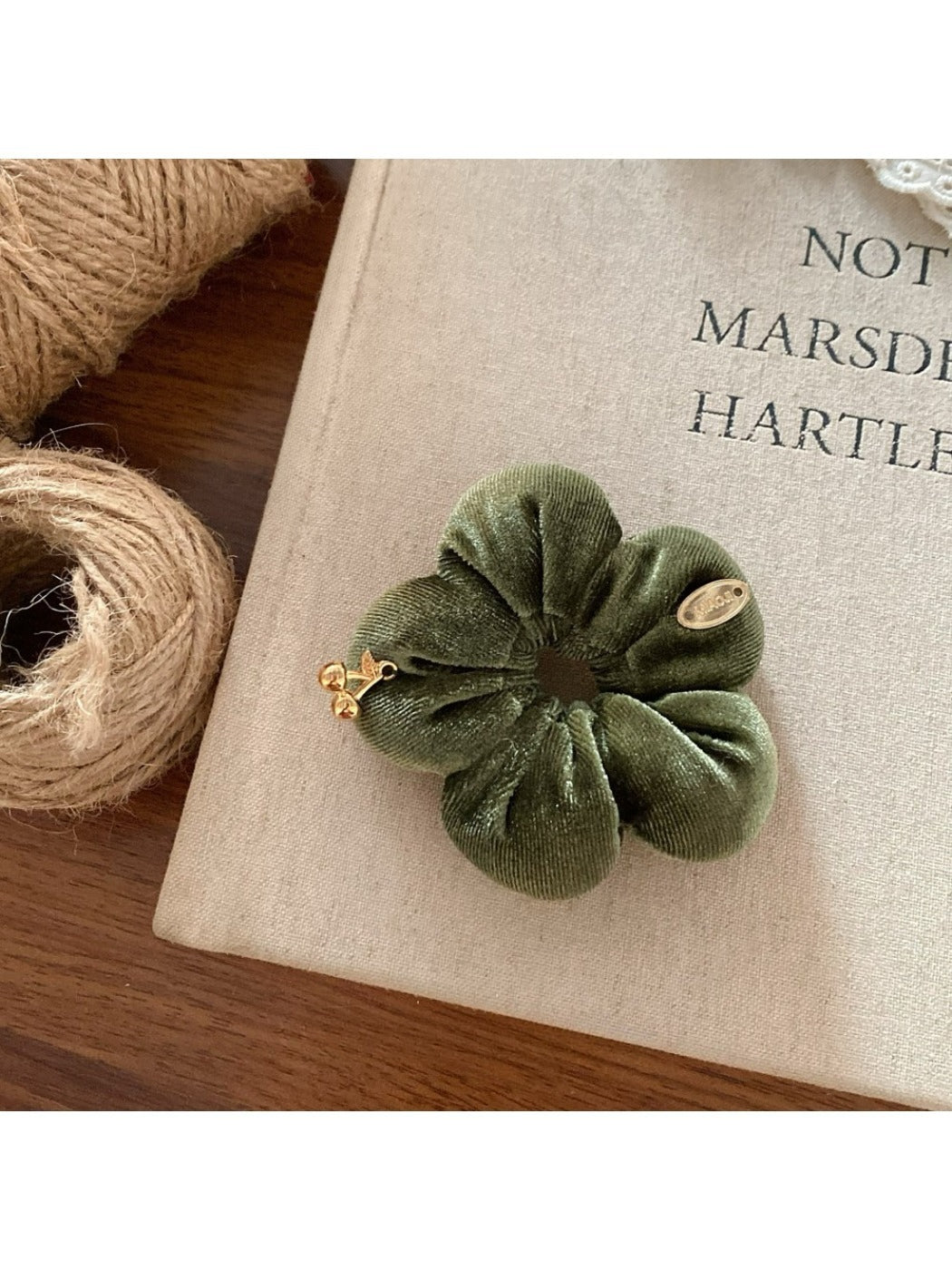 Gifty - Velvet Textured Scrunchies Hair Ties