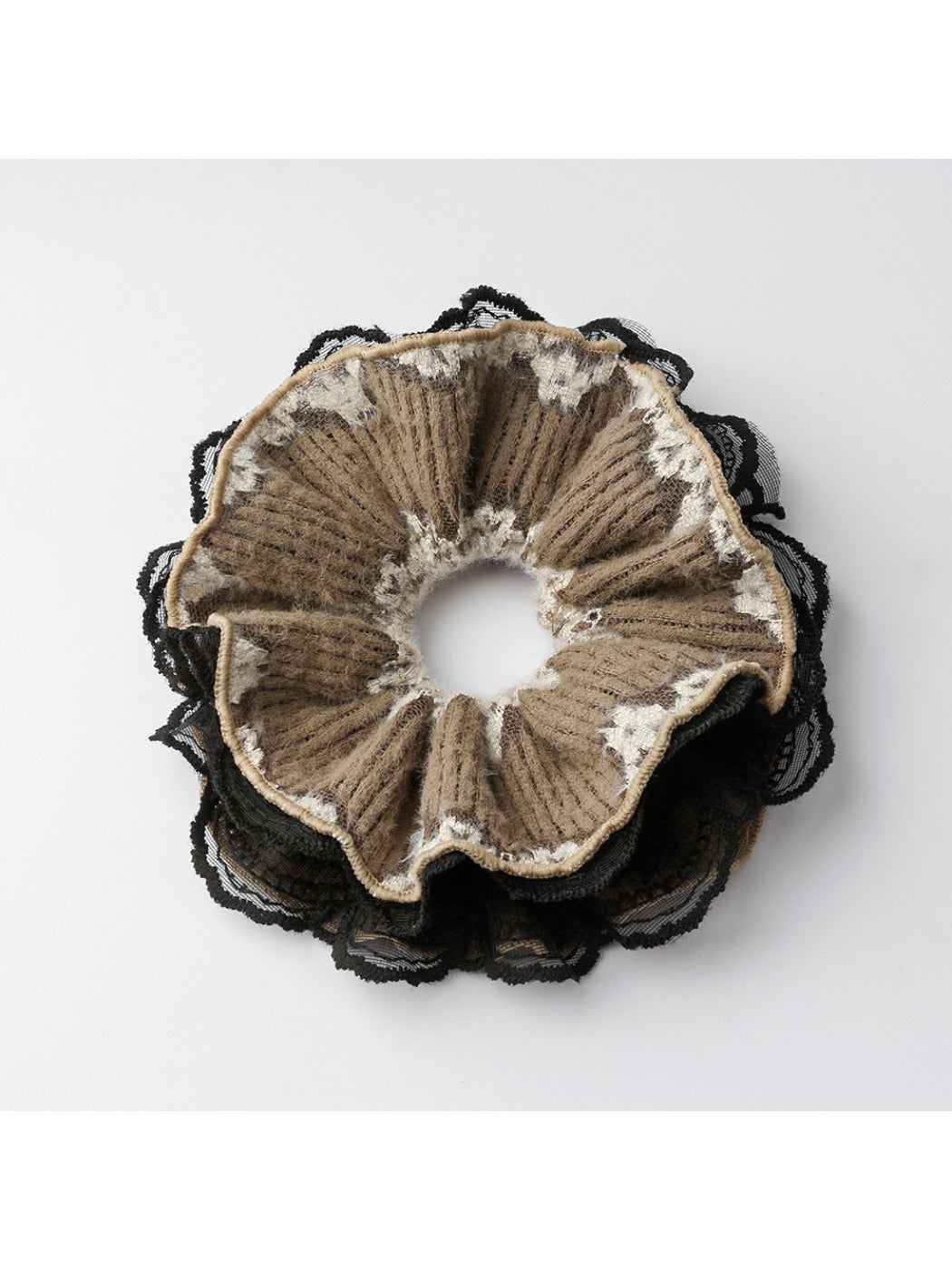 Gifty - Vintage Lace Hair Tie