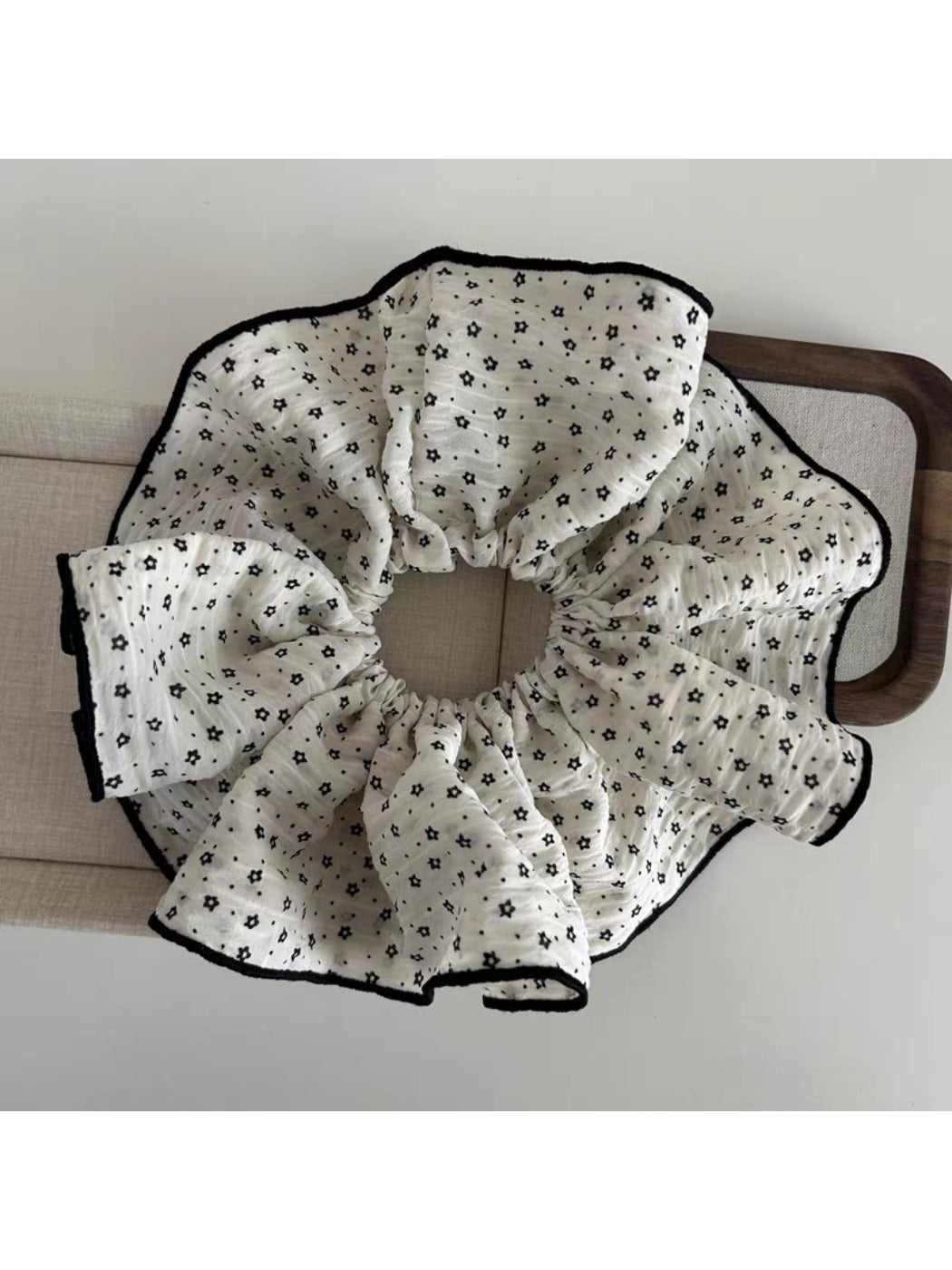 Gifty - Floral Print Hair Ring